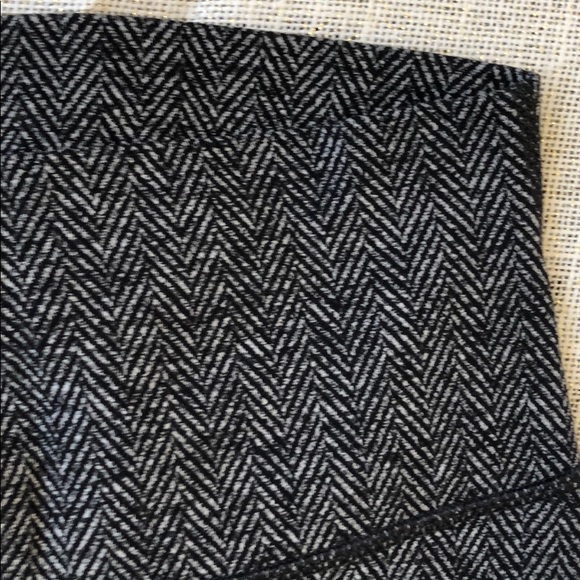 7:8 length high waisted - Picture 2 of 3